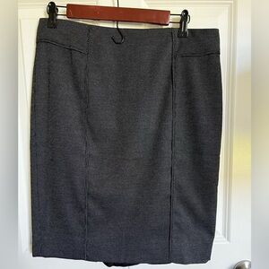 White House Black Market Skirt, size 8